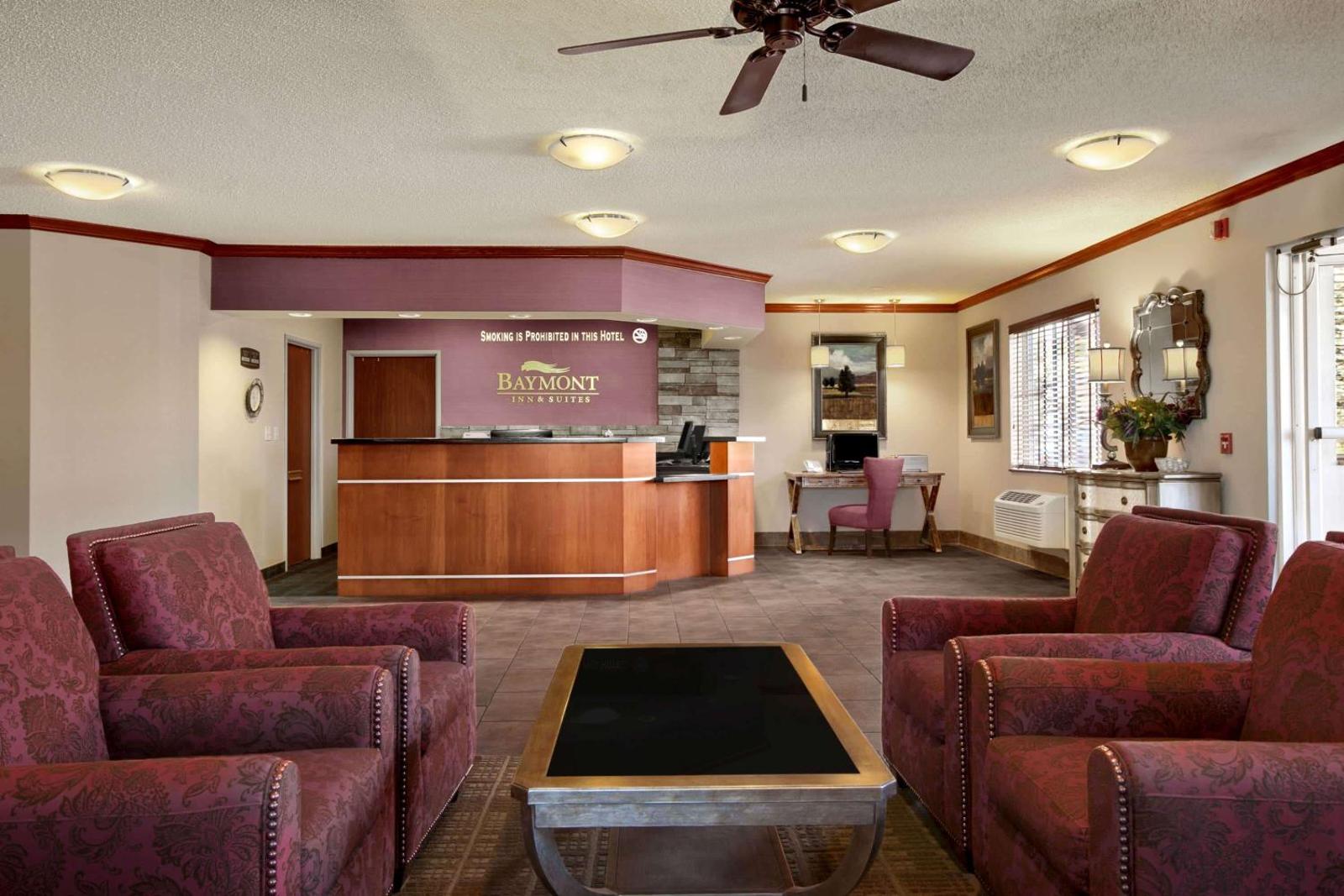 Baymont by Wyndham Denver West/Federal Center