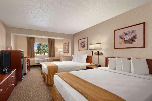 Baymont by Wyndham Denver West/Federal Center image 11