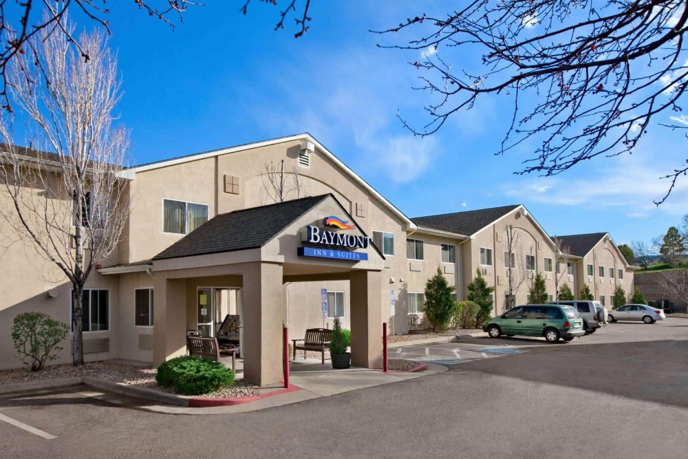 Baymont by Wyndham Denver West/Federal Center Main image